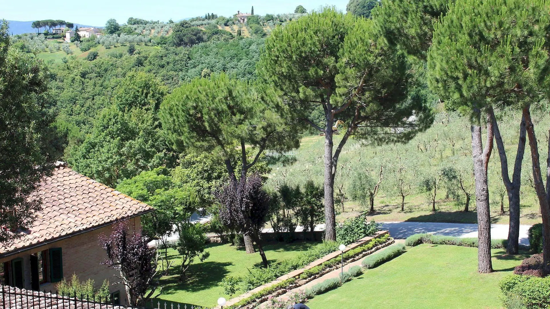 Villa Agostoli Siena 0*,